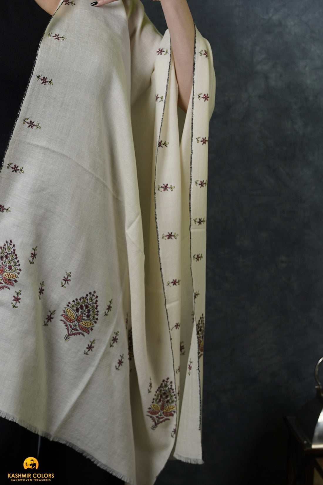 Boota Floral Hand Embroidered Pashmina Stole