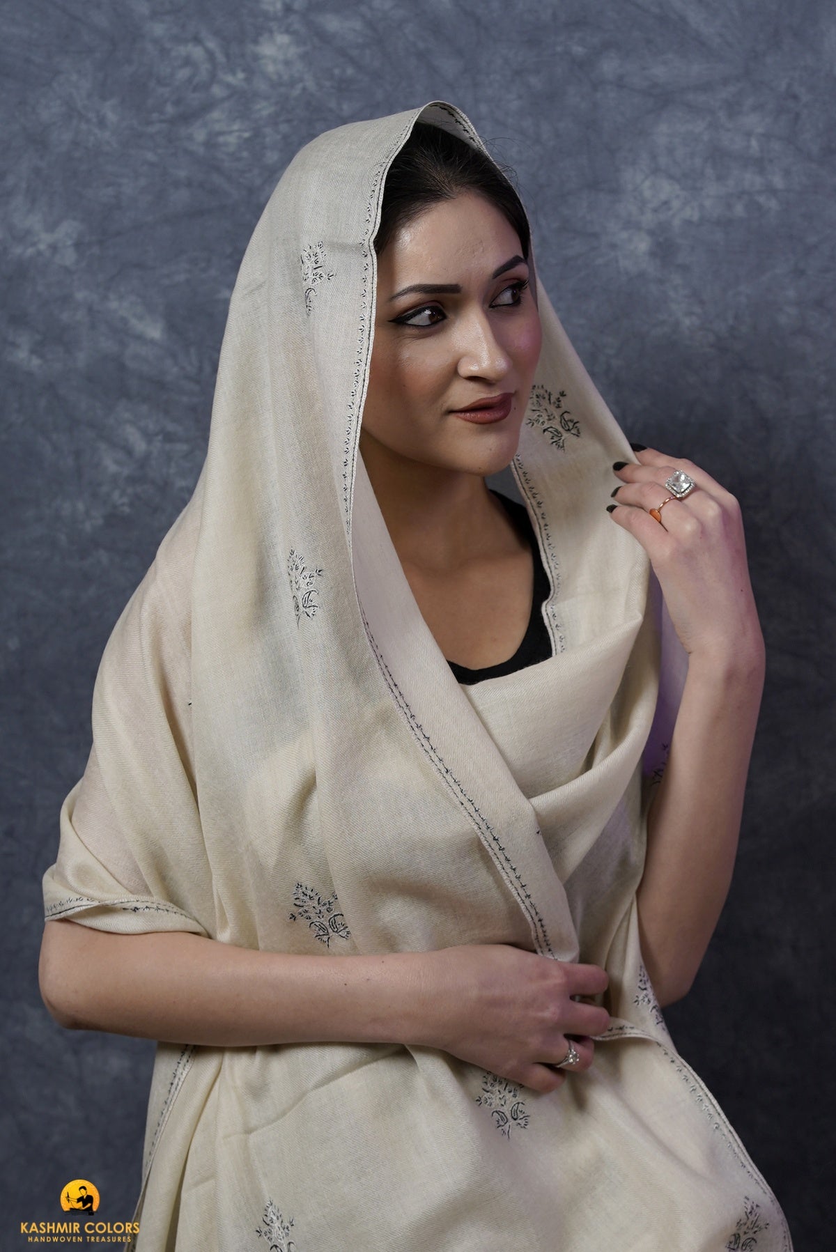 Summer Booti Hand Embroidered Stole