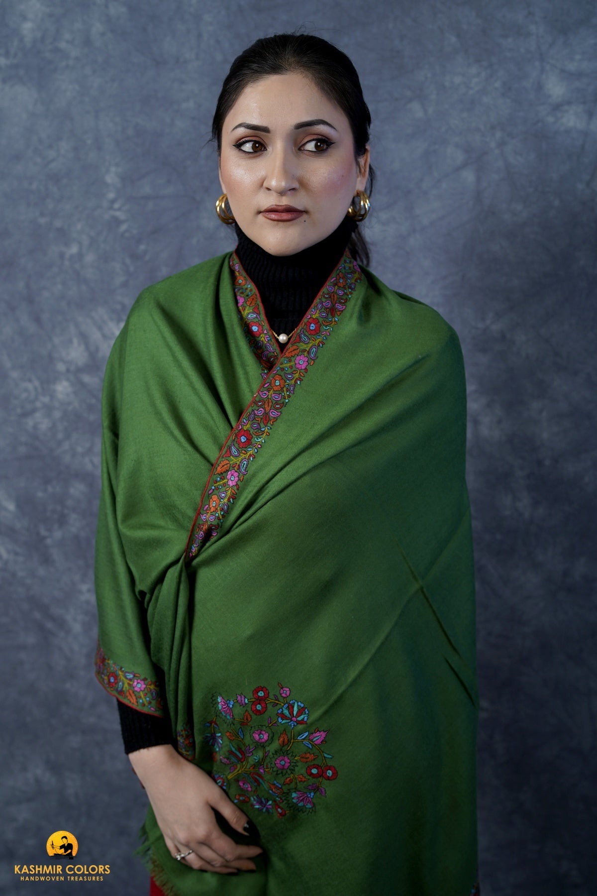 Green Floral Hand Embroidered Stole